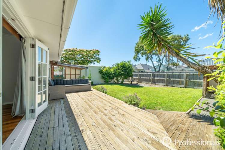 2/314 Fergusson Drive Heretaunga_16