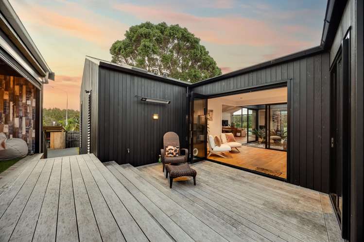 2 Pioneer Crescent Omaha_20