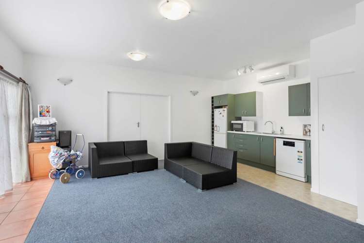 34 Hobsonville Road West Harbour_20