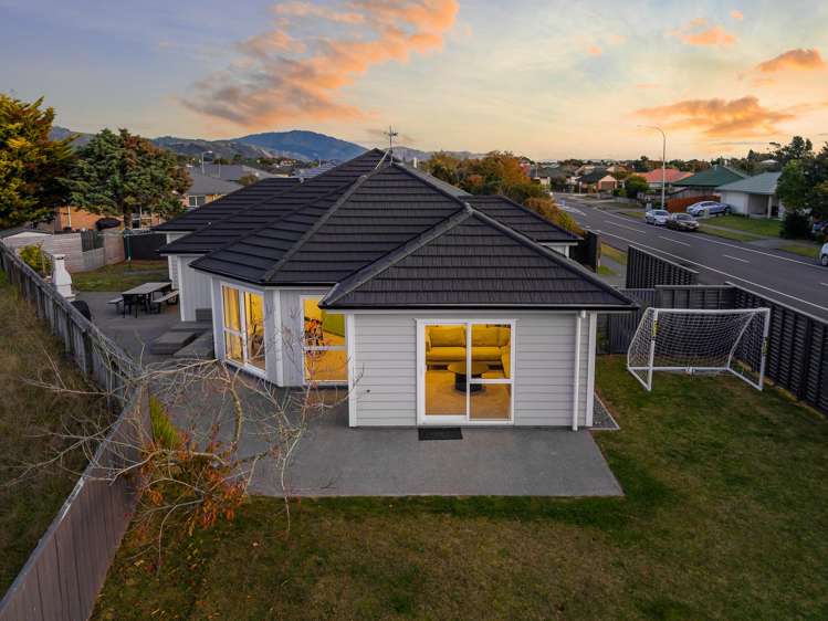 155 Guildford Drive Paraparaumu Beach_21