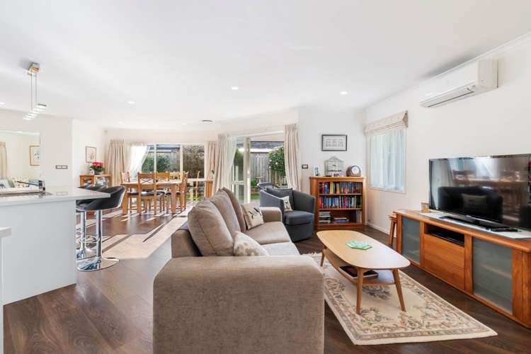 15 Tongeren Square Karaka_15