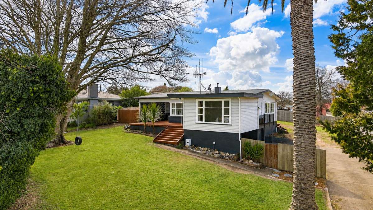 49 Leslie Street_0