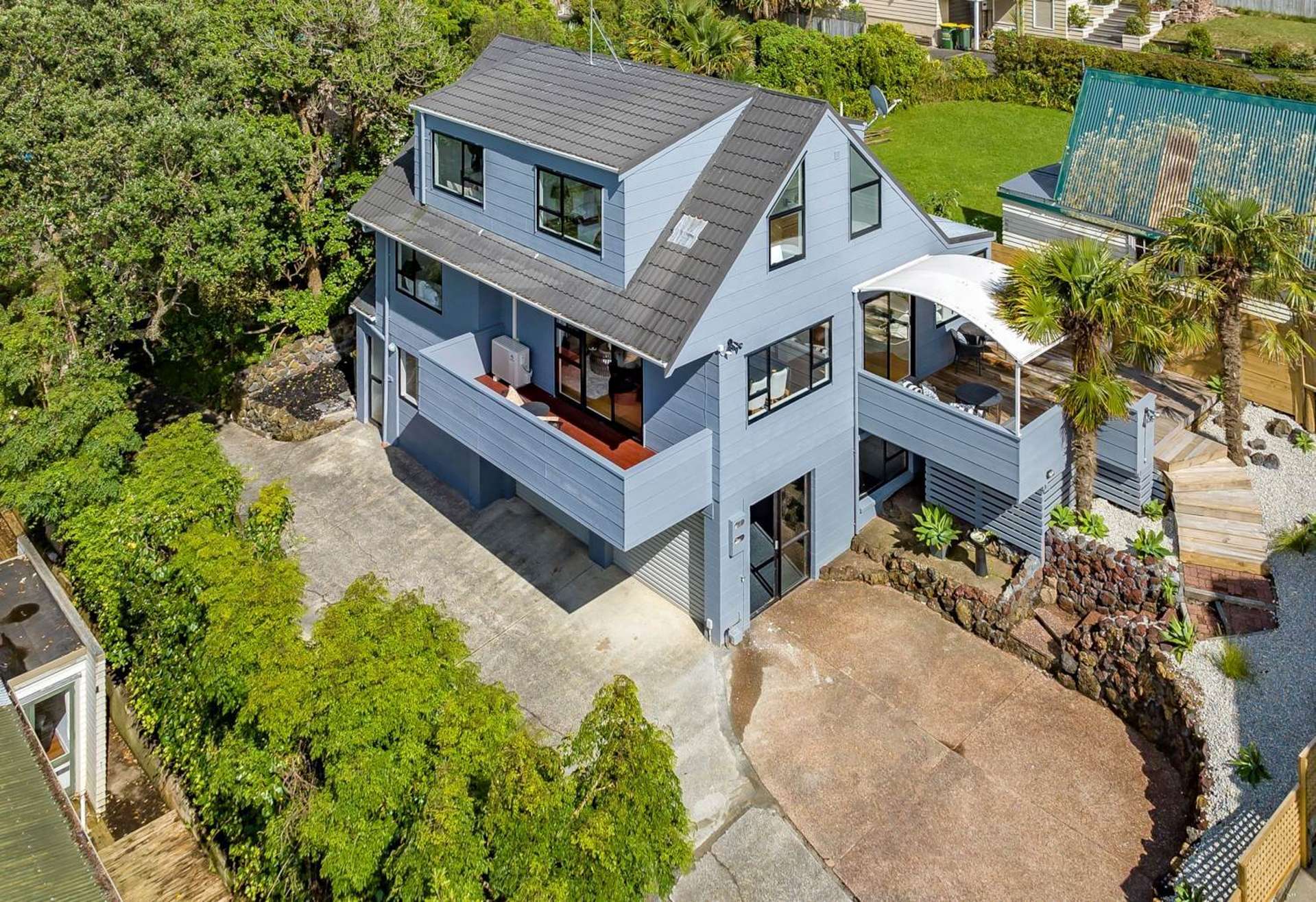 2/126 Beach Road Castor Bay_0