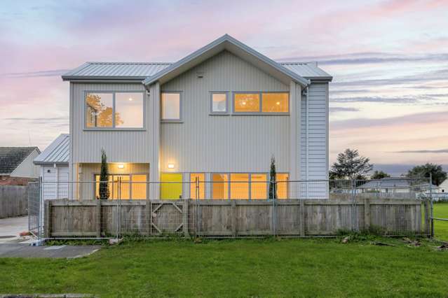 8a Taurima Avenue Point England_1