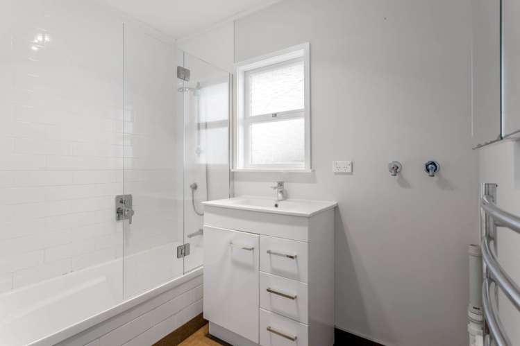 2/54 Ngataringa Road Devonport_4