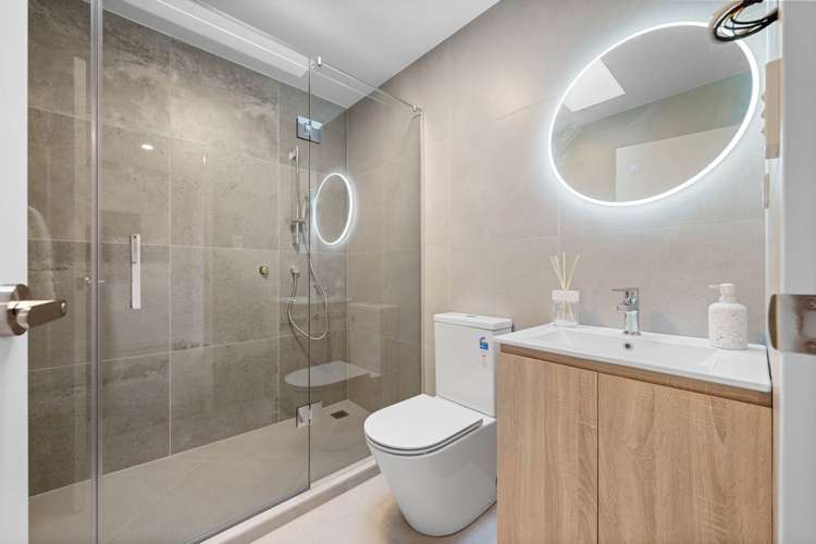 1 Murray Grey Lane Karaka_12
