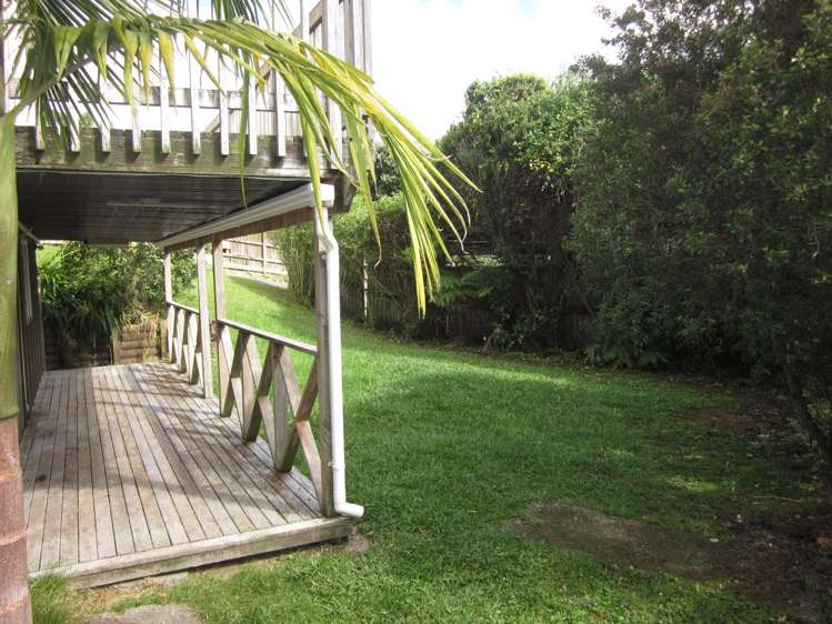 1/39 Penzance Road Mairangi Bay_13