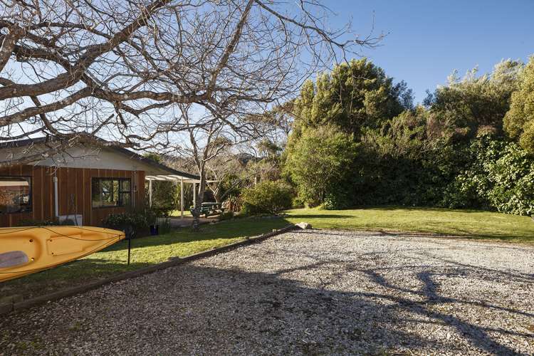 6 Wharariki Road Kahurangi National Park_20