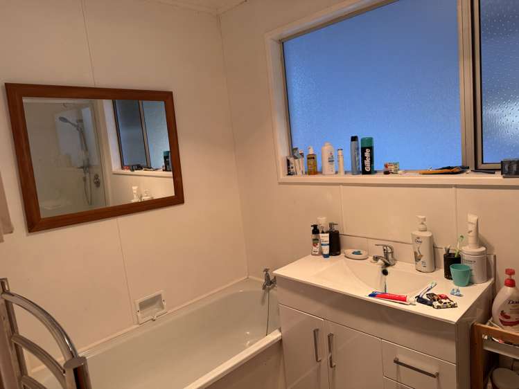 8 Lynley Crescent Blenheim_9