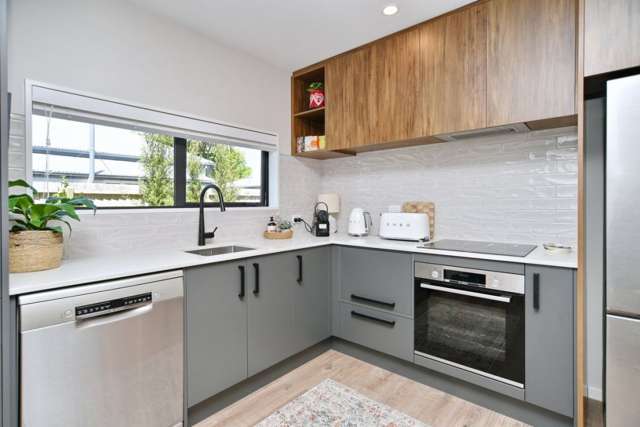 4/162 Springfield Road Saint Albans_2