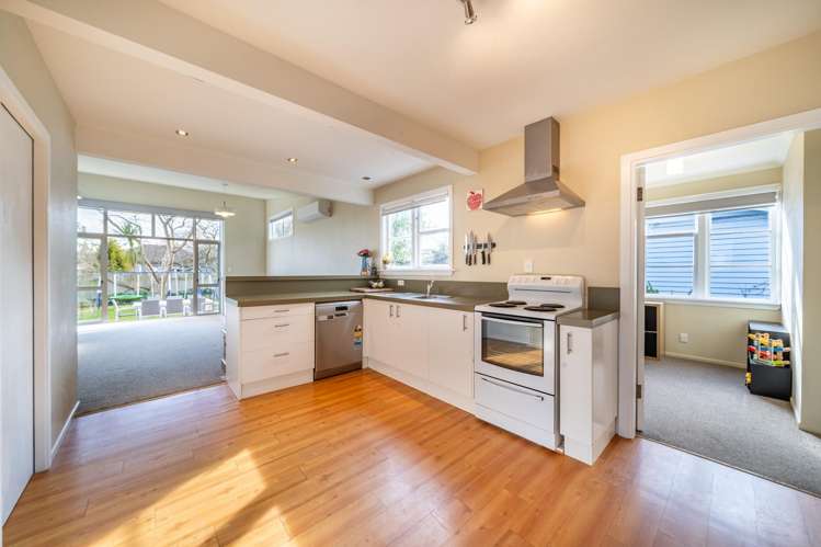 35 Royal Street Upper Hutt_10