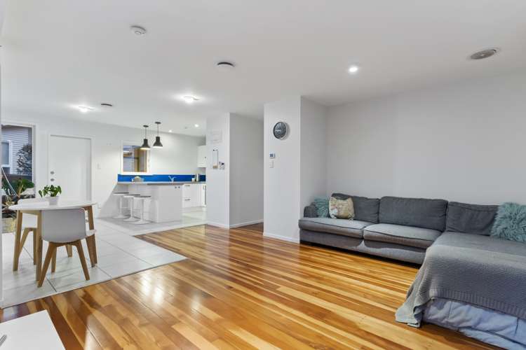 59 Taurus Crescent Beach Haven_7