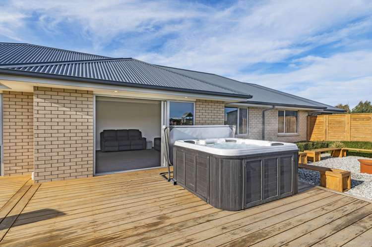 25 Landsborough Drive Darfield_15