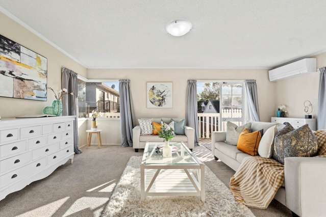 2/2/3 Ronald Macken Place Windsor Park_1