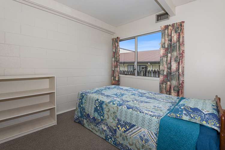 1c Dundas Road Riverside_6