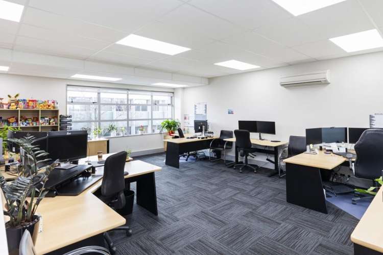 7, 41 Sir William Pickering Drive Burnside_6