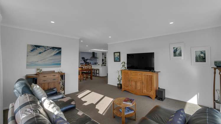 7 Merino Crescent Amberley_10