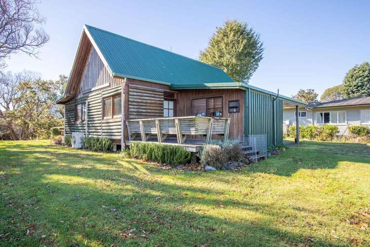 56 Burns Street Ohakune_32