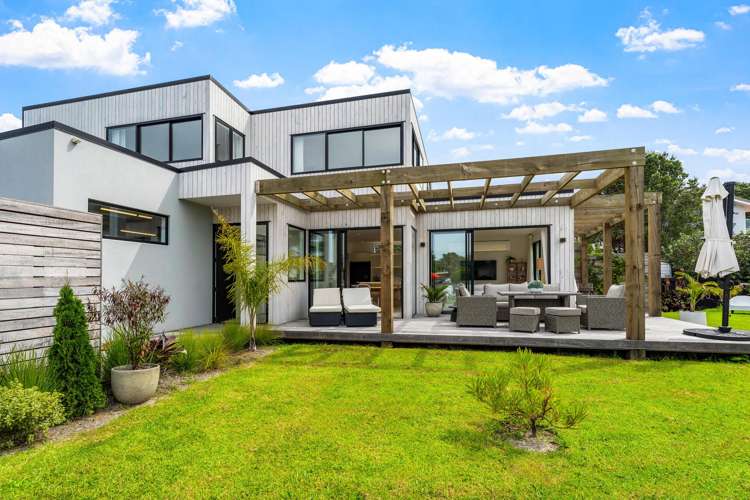 20 Sunrise Boulevard Snells Beach_1