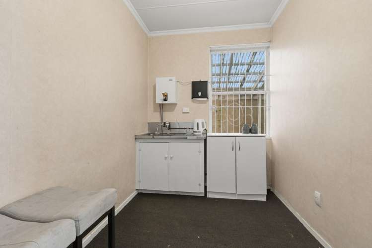 590 Hillside Road Caversham_12