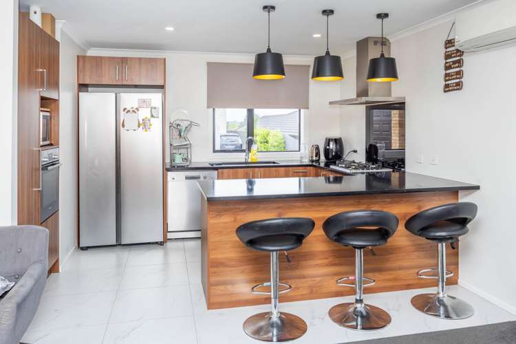 7 Heke Lane Glenview_7