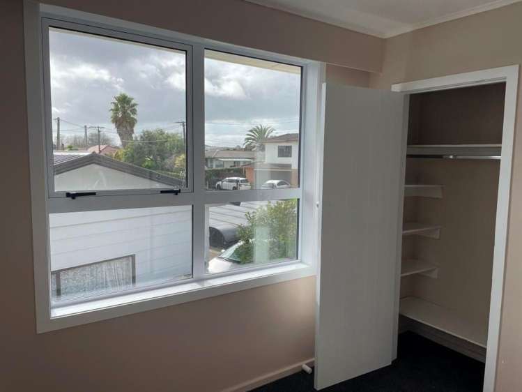 2 Plymouth Place Papatoetoe_11