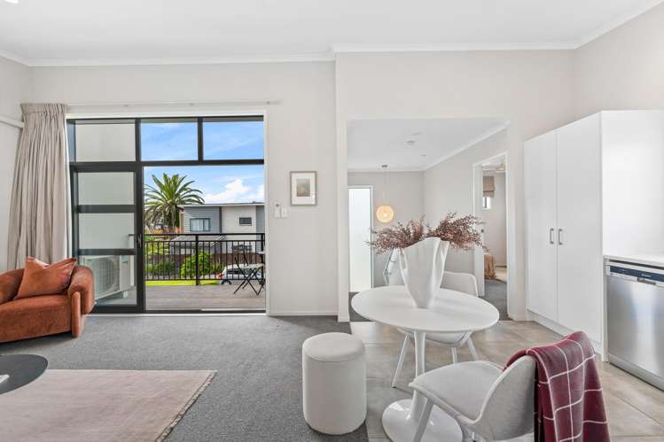 1 Harvard Street_2