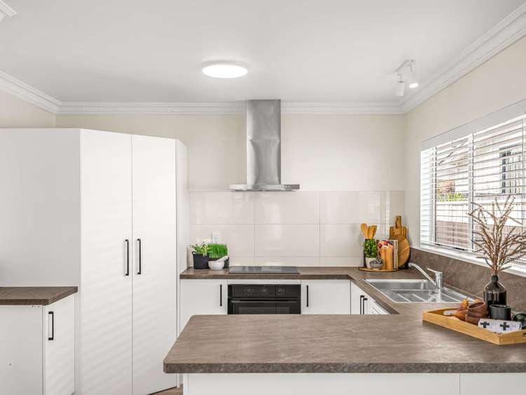 2/37 Fourth Avenue Tauranga Central_4