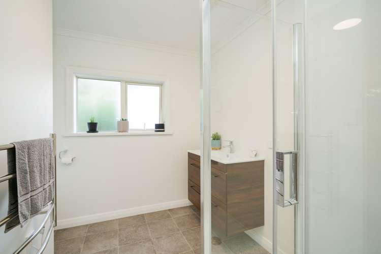 32 Rakiura Parade Otatara_24