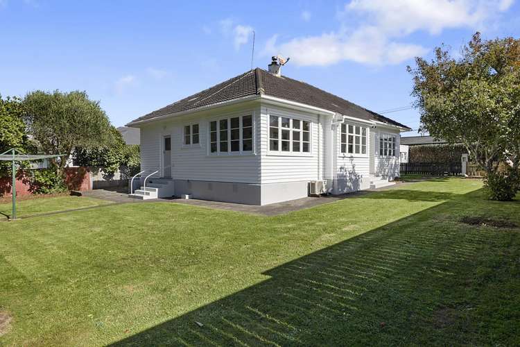 9D Paynters Avenue Strandon_14