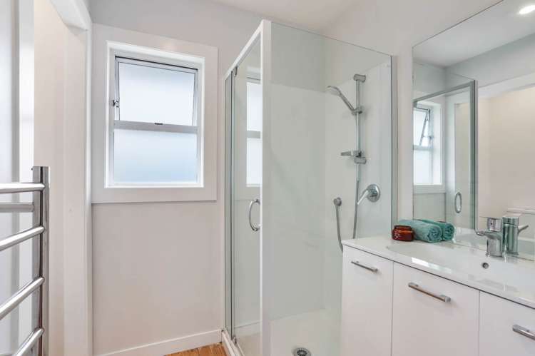 51 Waipani Road Te Atatu Peninsula_8