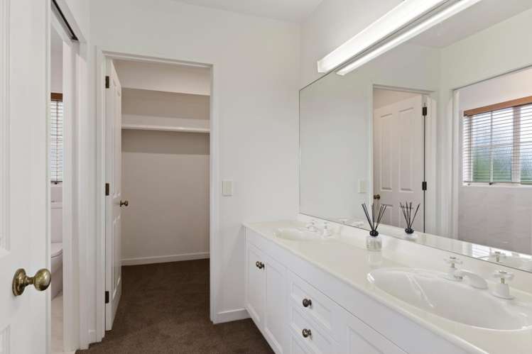 18 Ocean Park Wainui_15