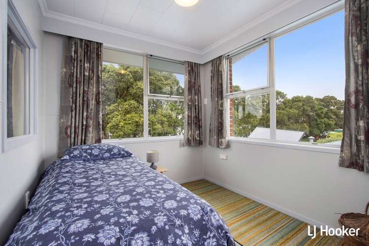 10 Roretana Drive Athenree_15