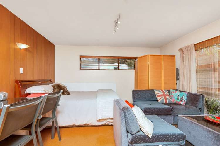 222 Whitney Street Blockhouse Bay_13