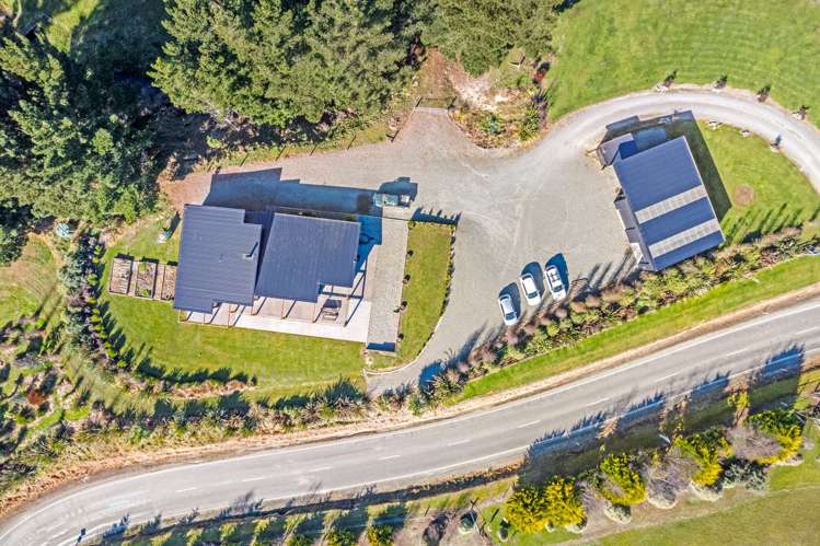 143 Homestead Road Weston_23