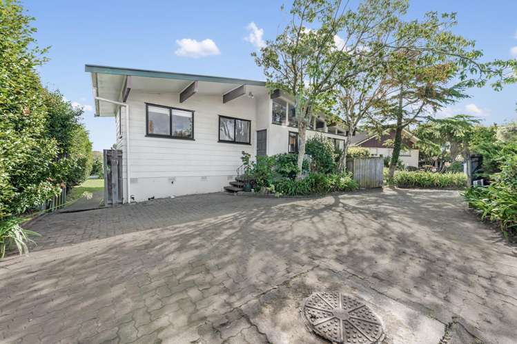 21 Tomintoul Place Highland Park_9