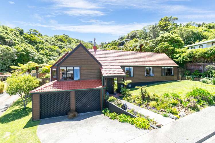 25 Thatcher Crescent_0