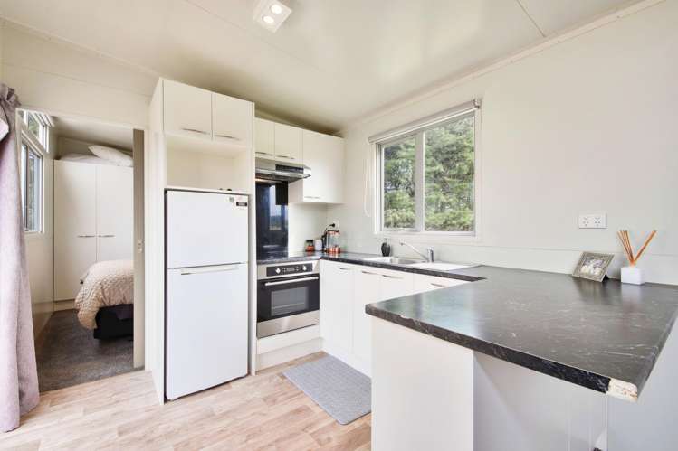 102 Glews Road Cust_43