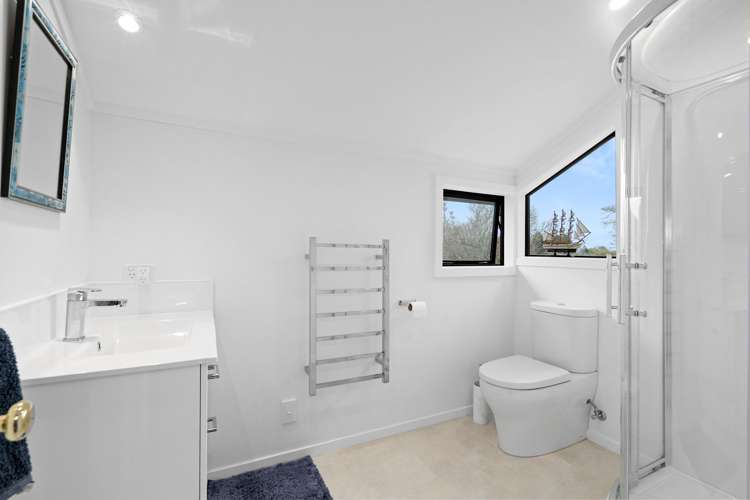 347 Racecourse Road Cambridge_19