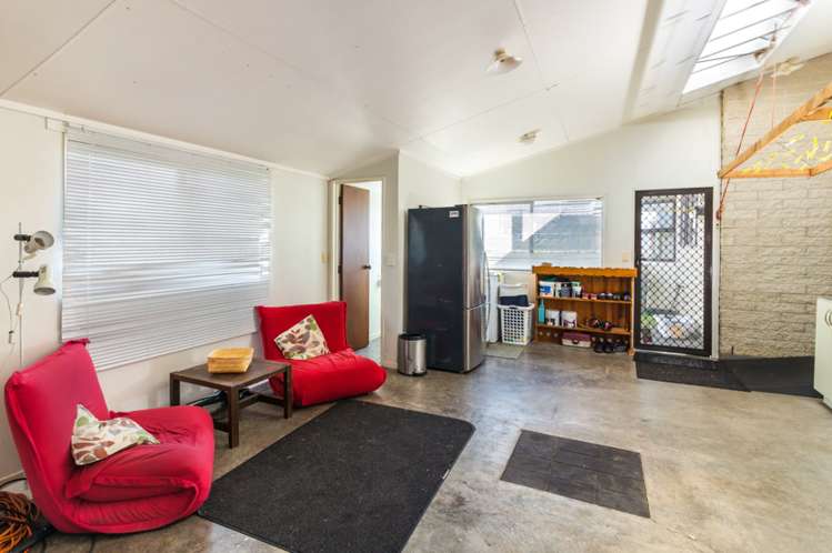 2/19 Boundary Road Waipahihi_12