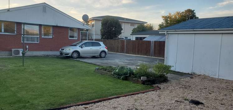 2/82 Grahams Road Burnside_8