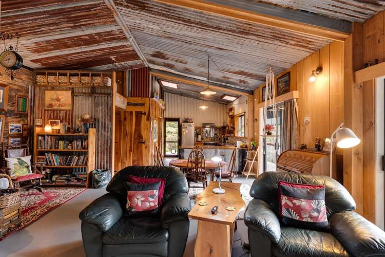 102 Boons Valley Road Waikawa Picton_12