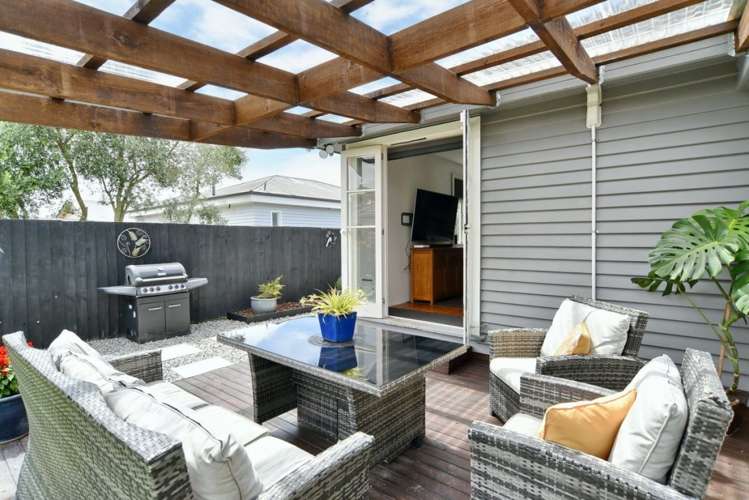 93 Bassett Street Burwood_19