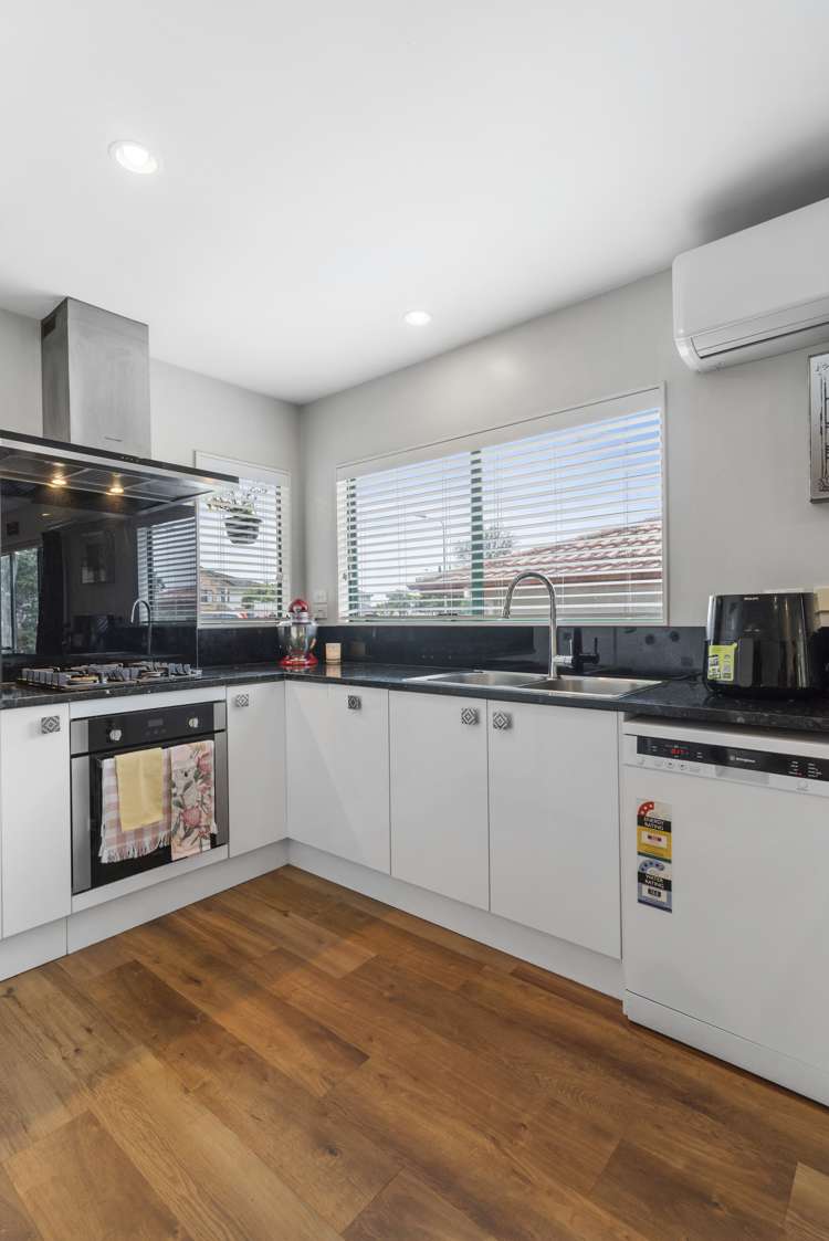 29 Copplestone Place New Lynn_27