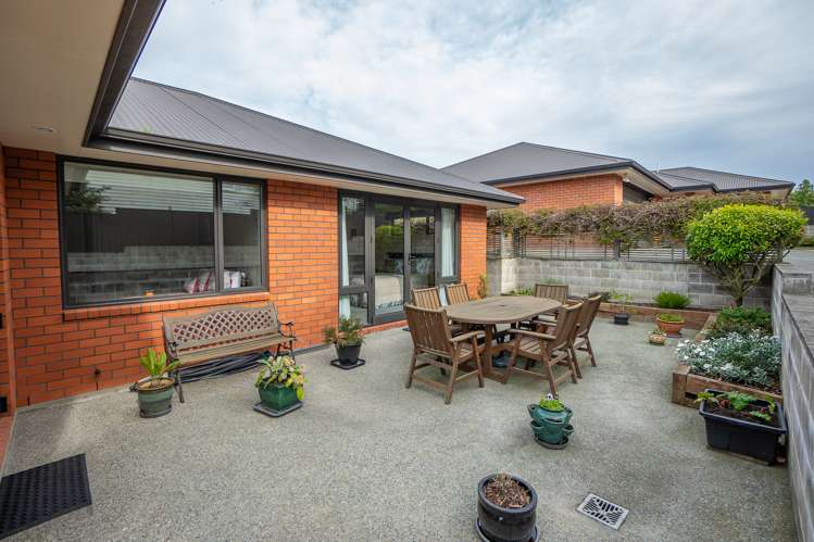 54 Rathmore Street West End_17