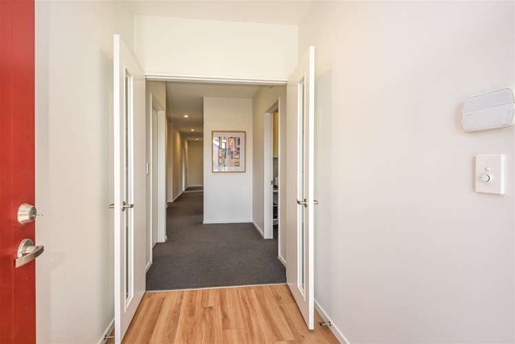 6 Maclaren Road Wigram_24