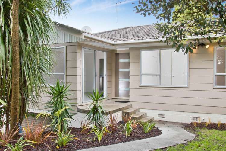 1/56 Glengarry Road Glen Eden_0