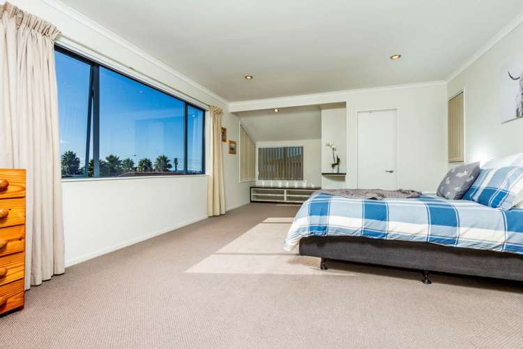 762a East Coast Road Oteha_7