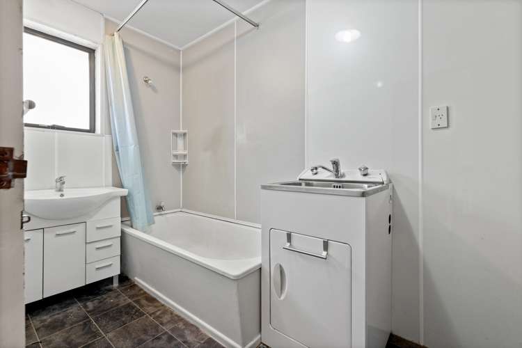 4/6 Washbournes Road Wigram_8