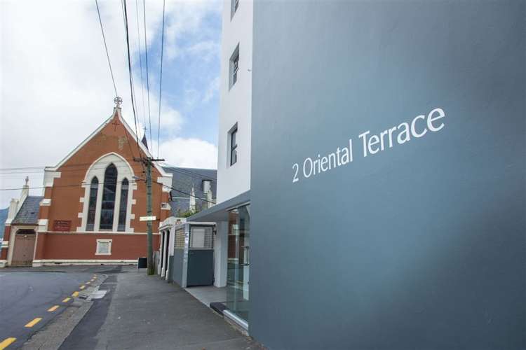 3/2 Oriental Terrace Mount Victoria_14